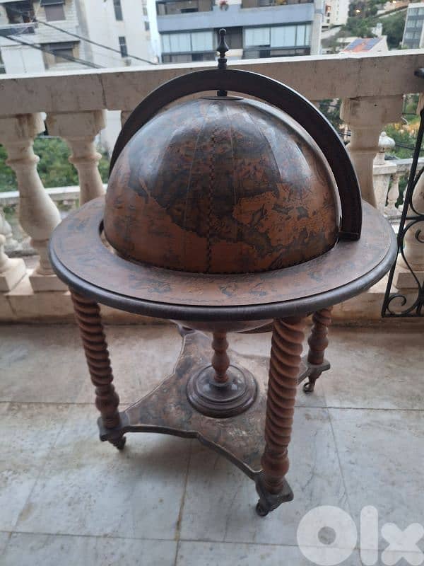كرة ارضية بار انتيك رائع جدا globe of bar vintage Italy 3