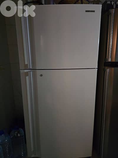 Hitachi Refregirator
