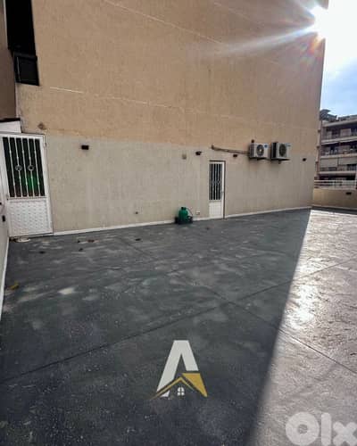 246 SQM Apartment In Horsh Tabet With City View