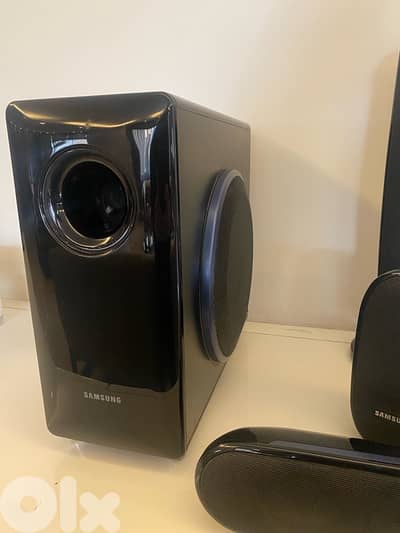 Samsung sound suround system
