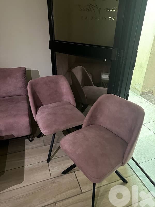 living room,table,chairs,mirrors,dining etc. . 6