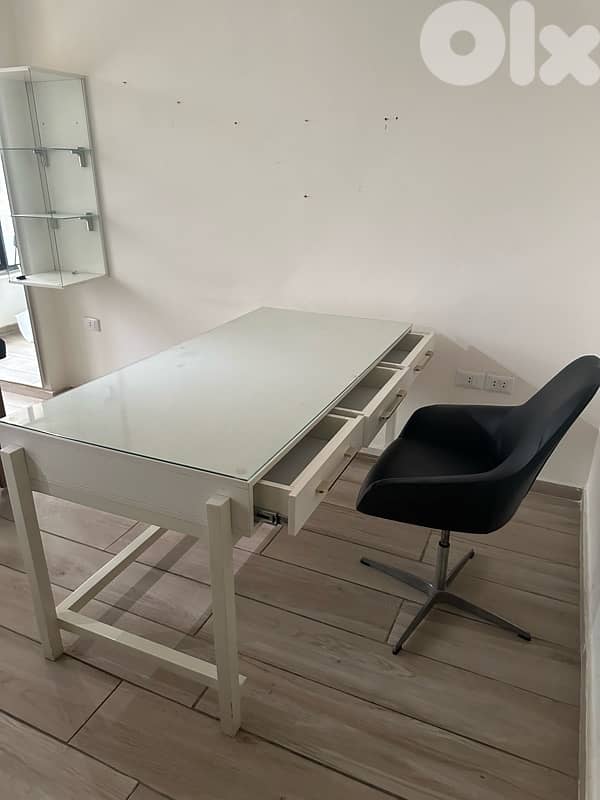 living room,table,chairs,mirrors,dining etc. . 8