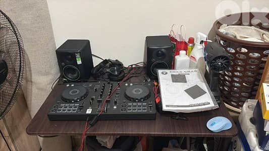 DJ set barely used twice
