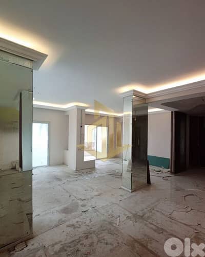 apartment for Rent in Ramlet El Bayda شقة للايجار في الرملة البيضاء