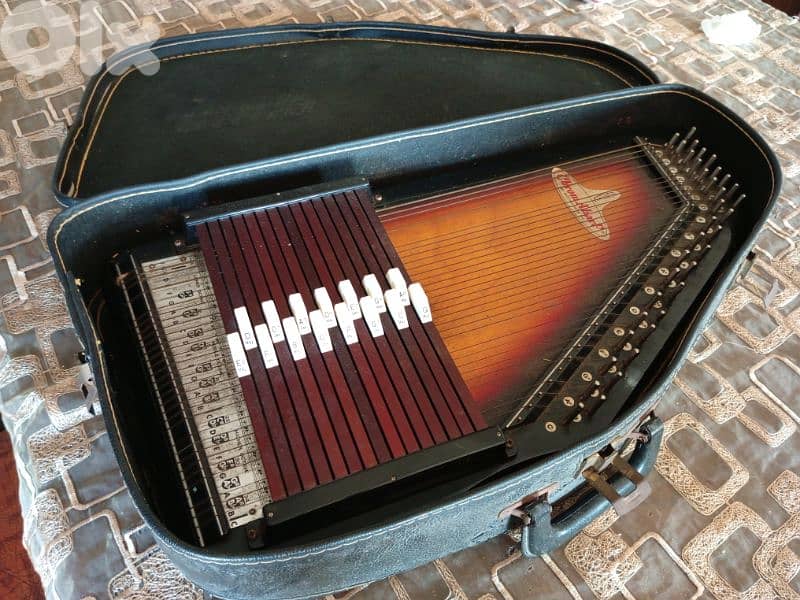 old harp 80 years 4
