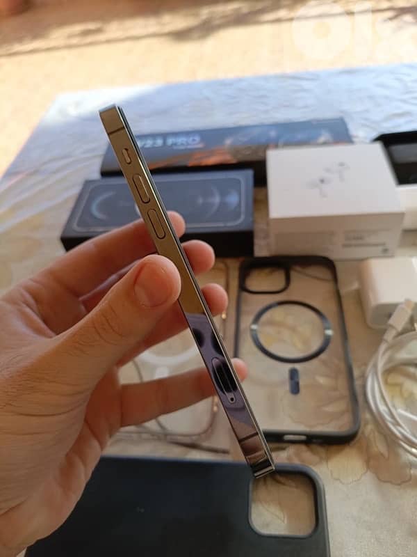 iphone 12 pro 1
