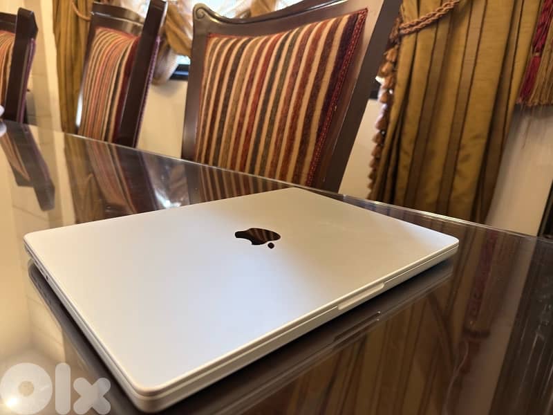Macbook Pro M3 512/8 3