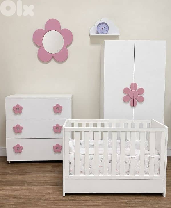 baby girl bedroom 1