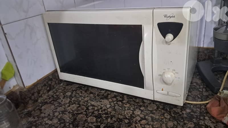 Microwave and electric oven 4