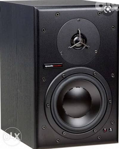dynaudio bm6A Professional studio monitors