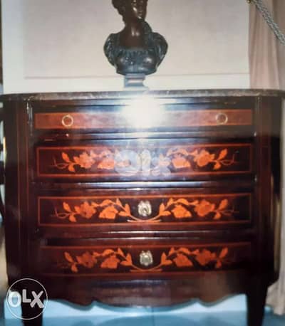 Commode