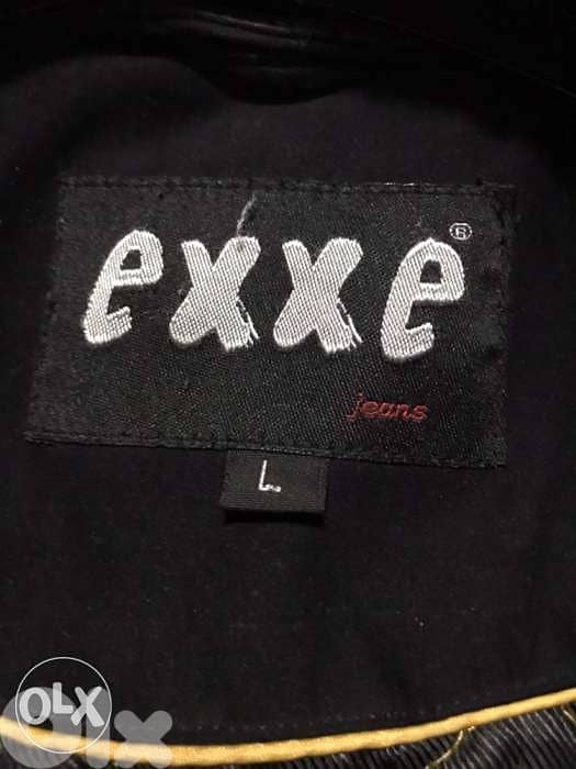 man jacket dain black size L / XL , col fourrure w btenchel 2