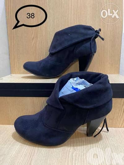 Navy blue shoes size 38