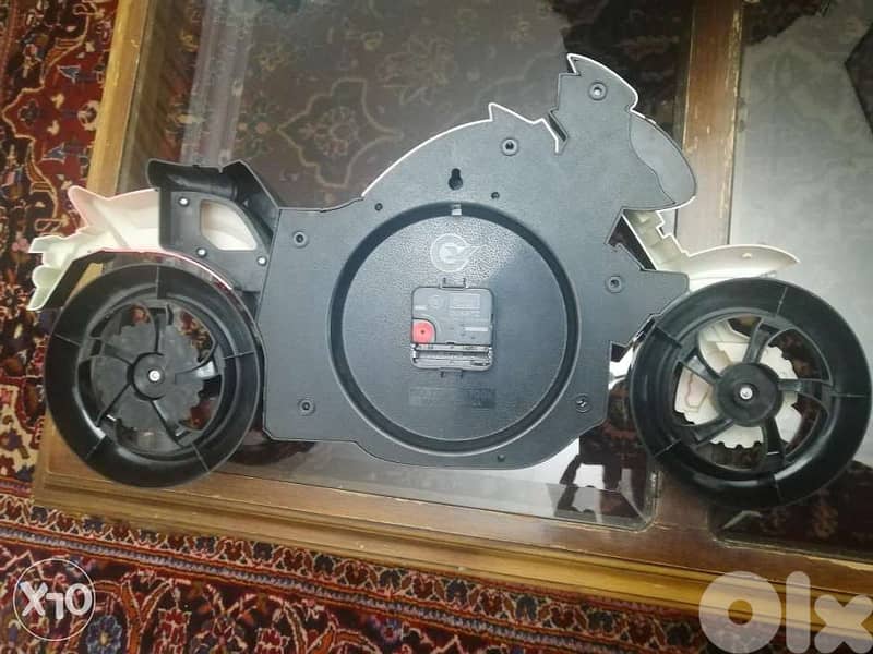 Wall Clock 4