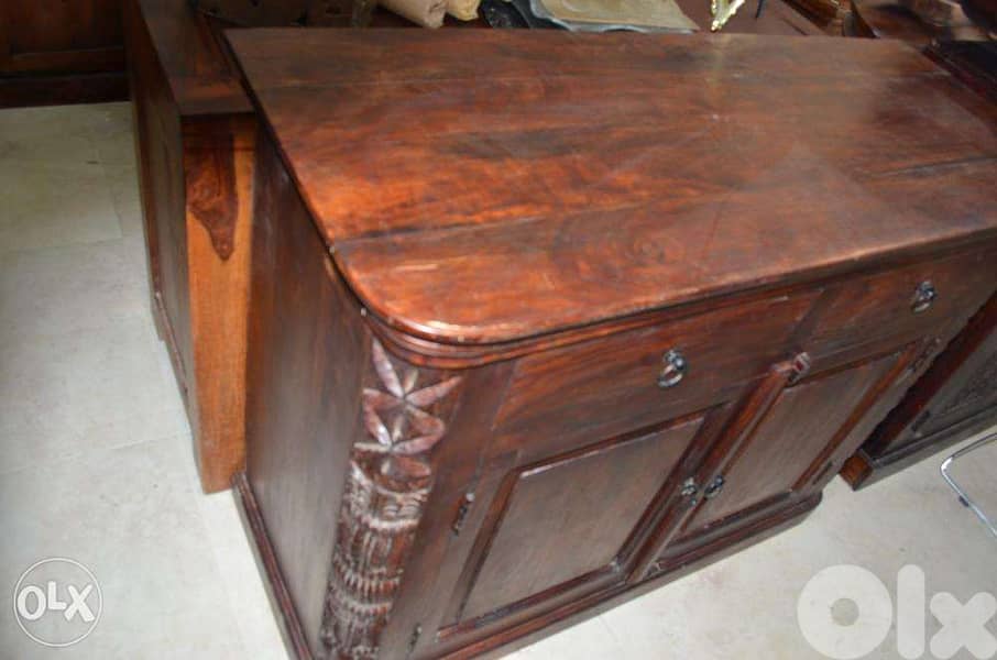 a solid wood tek dersoir 1