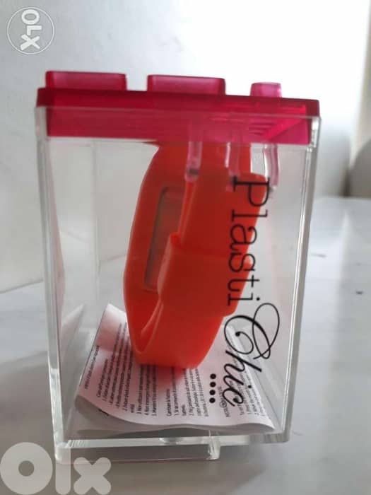 Watch Plasti Chic 1
