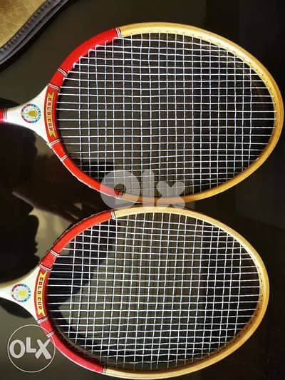 Gold cup badminton racket