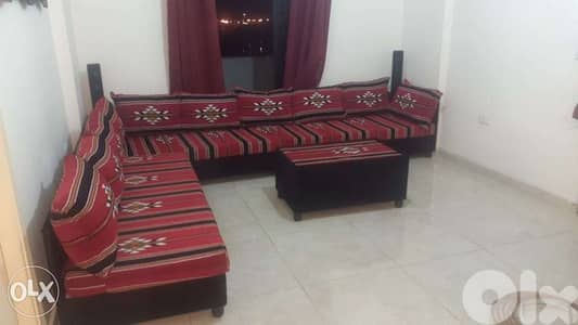 قعدة عربي اسفنج اكسترا على الخشب