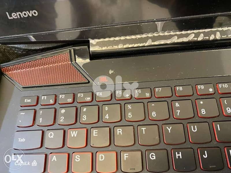 Lenovo Y700 3