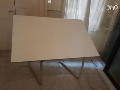 Architecture table