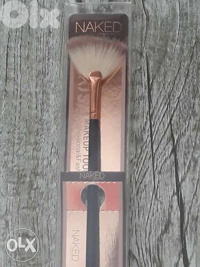 Naked Brand Professional highlight brush