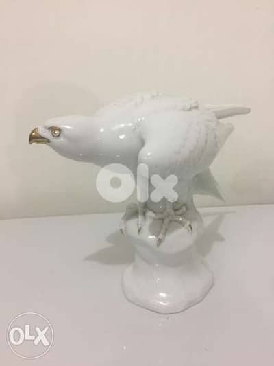 rare museum porcelaine bold eagle signed M. Herm Fritz