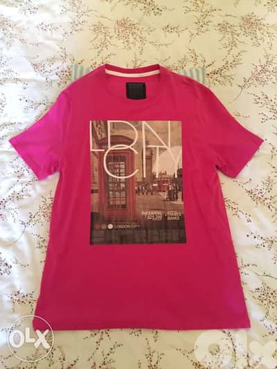 T-Shirt Souvenir of LONDON قميص