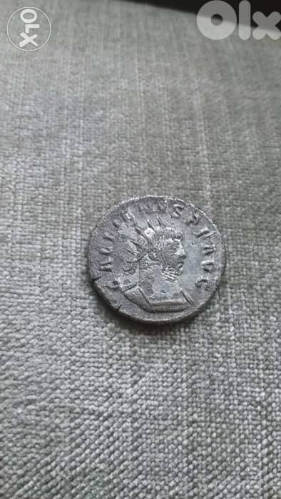 Ancient Silver Roman coin Denarius for Emperor Gallienus year 260 AD