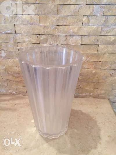 Vase en plexi