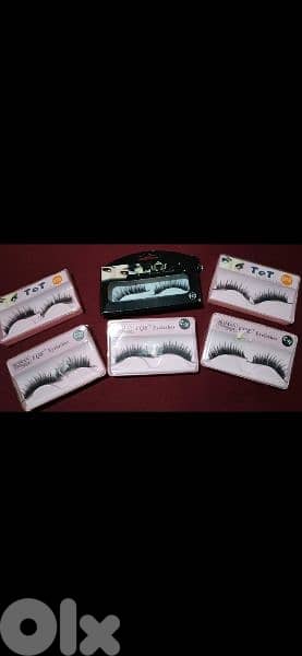 2pairs fake lashes=15$ 3