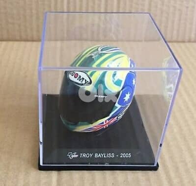 Troy Bayliss Moto GP (2005) Helmet plastic model 1:5