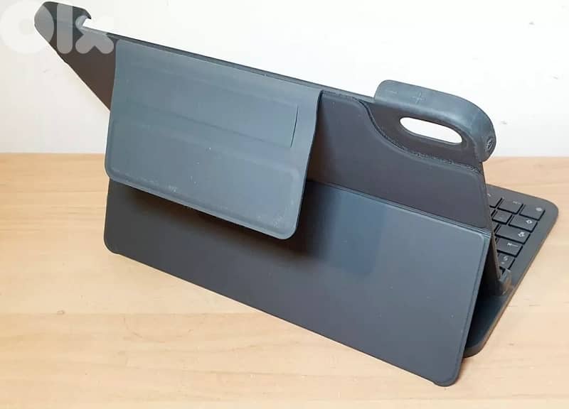 logitech Slim Folio Pro iPad Case 12.9" 5
