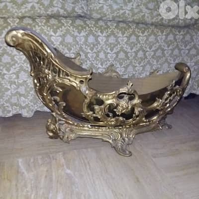 Jardinière for sale جردينيار للبيع