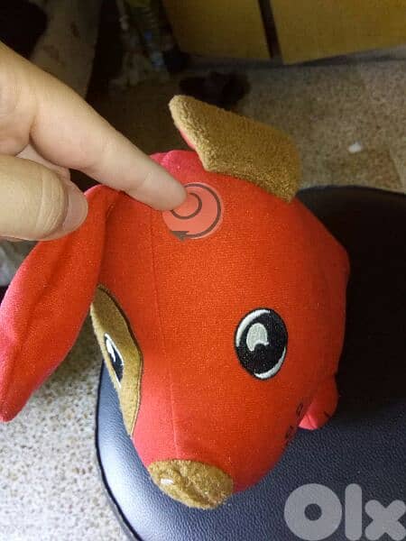 YAKI MECHANISM Red Dog BARKS &MOVES medium Toy his height 20 Cm=22$ 4
