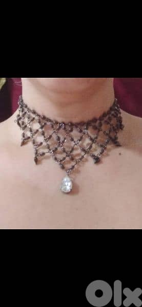 necklace grey colour