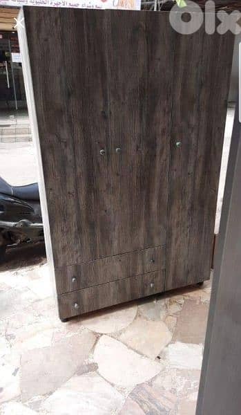 خزائن 3 درف جديدة من المعمل/wardrobes 3