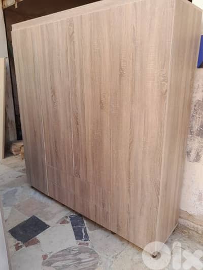 خزائن 4 درف حجم كبير جديدة من المعمل