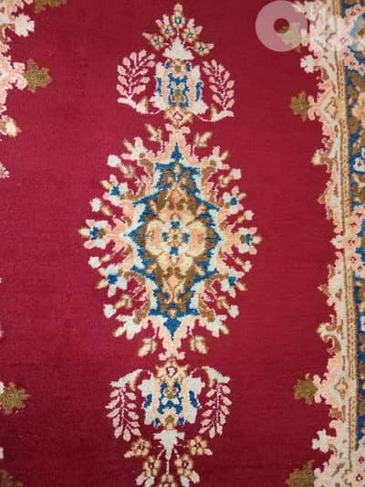 سجاد عجمي انتيك صوف ناعم شغل يدوي