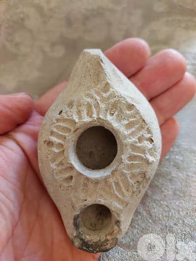 Ancient Roman Oil lamp 2nd 3rd century AD 7cm lenght