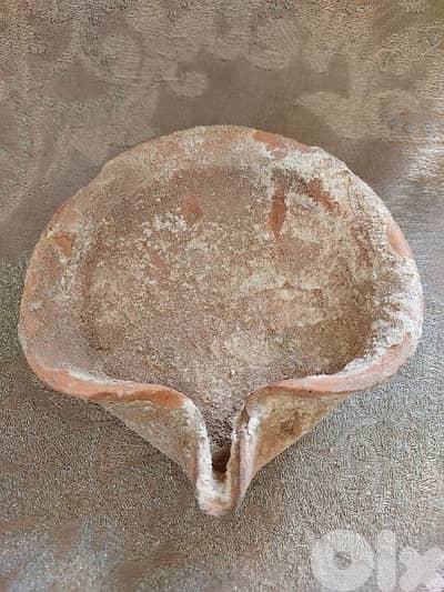 Ancient Phoencian Oil lamp 1st to 2nd century BC,9cm diameter