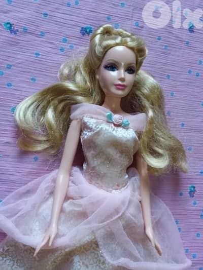 SLEEPING BEAUTY Disney Princess year 2006 Barbie as new doll=25$
