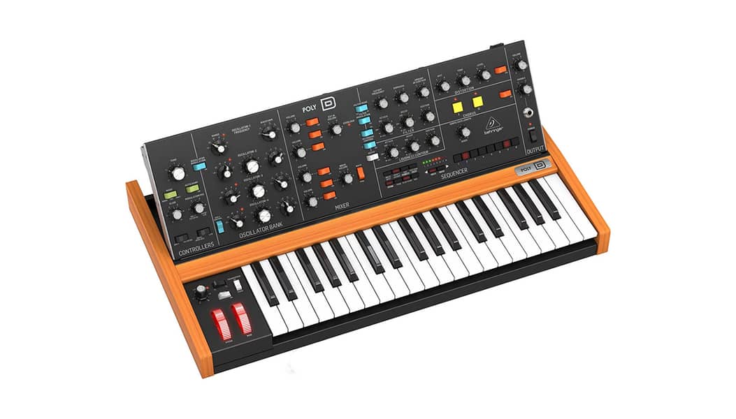 Behringer Poly D Synthesizer 5