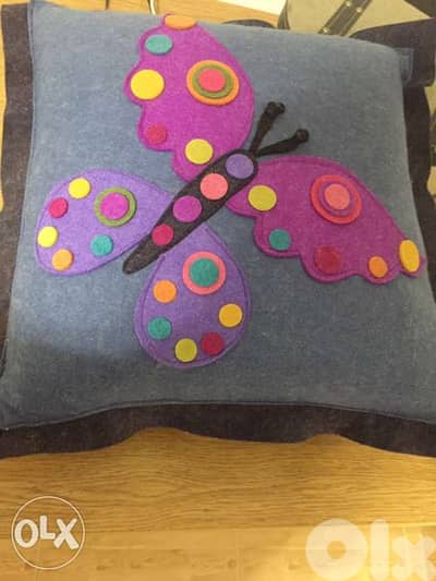 Butterfly pillow. مخدة