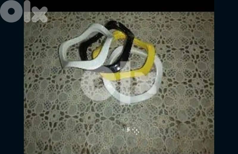 bracelets 4 otta3 ma3 baad 4=15$ 2