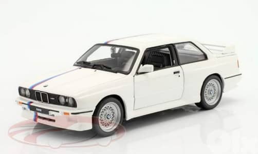 BMW M3 (88) diecast car model 1:24.