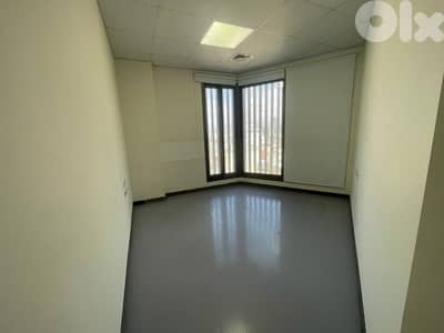 280 Sqm | *Prime Location* Office for rent in Furn El Chebbak