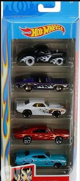 Hot wheels 5 car pack diecast car model 1;64.