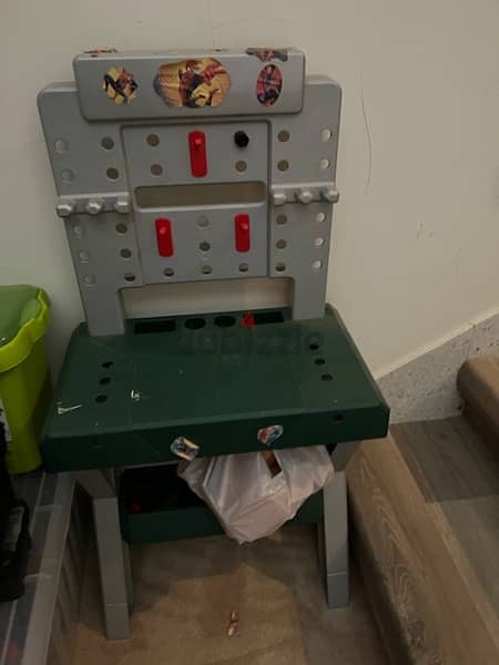 bosh workbench plastic stand for pretending that playing tools 1