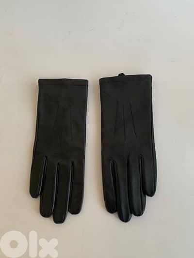 Marks & Spencer black genuine leather gloves