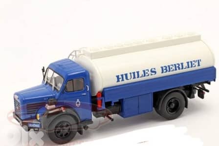 Berliet M2 Tank Truck (1960) diecast car model 1;43.